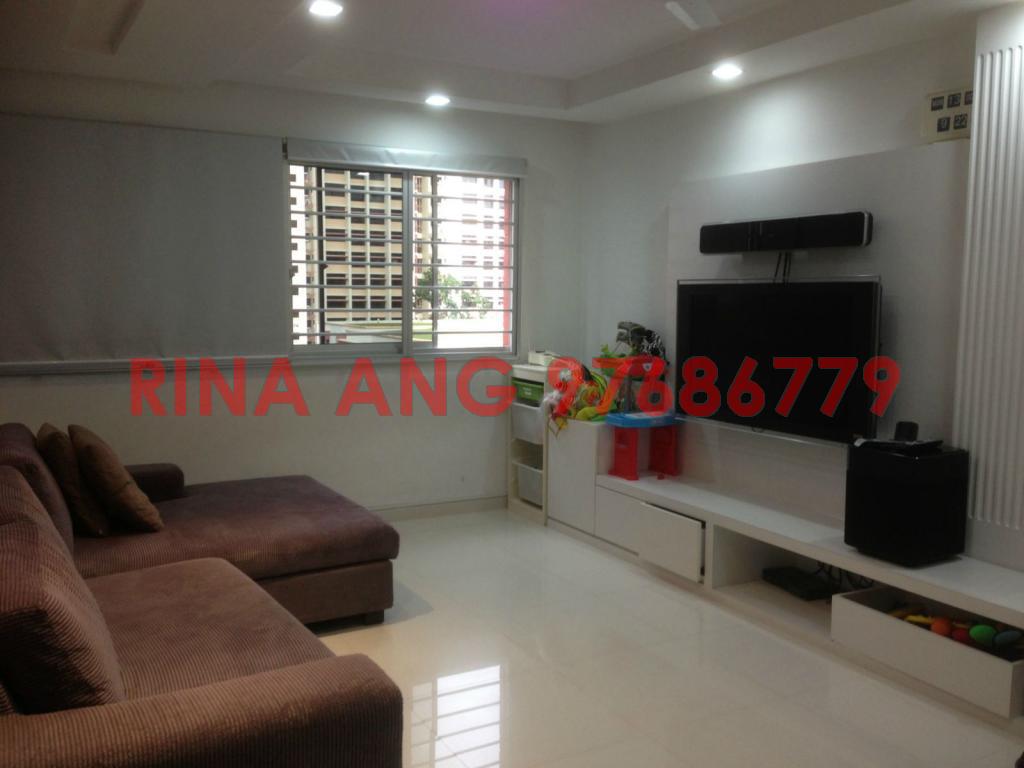 Blk 894 Tampines Street 81 (Tampines), HDB Executive #103670912